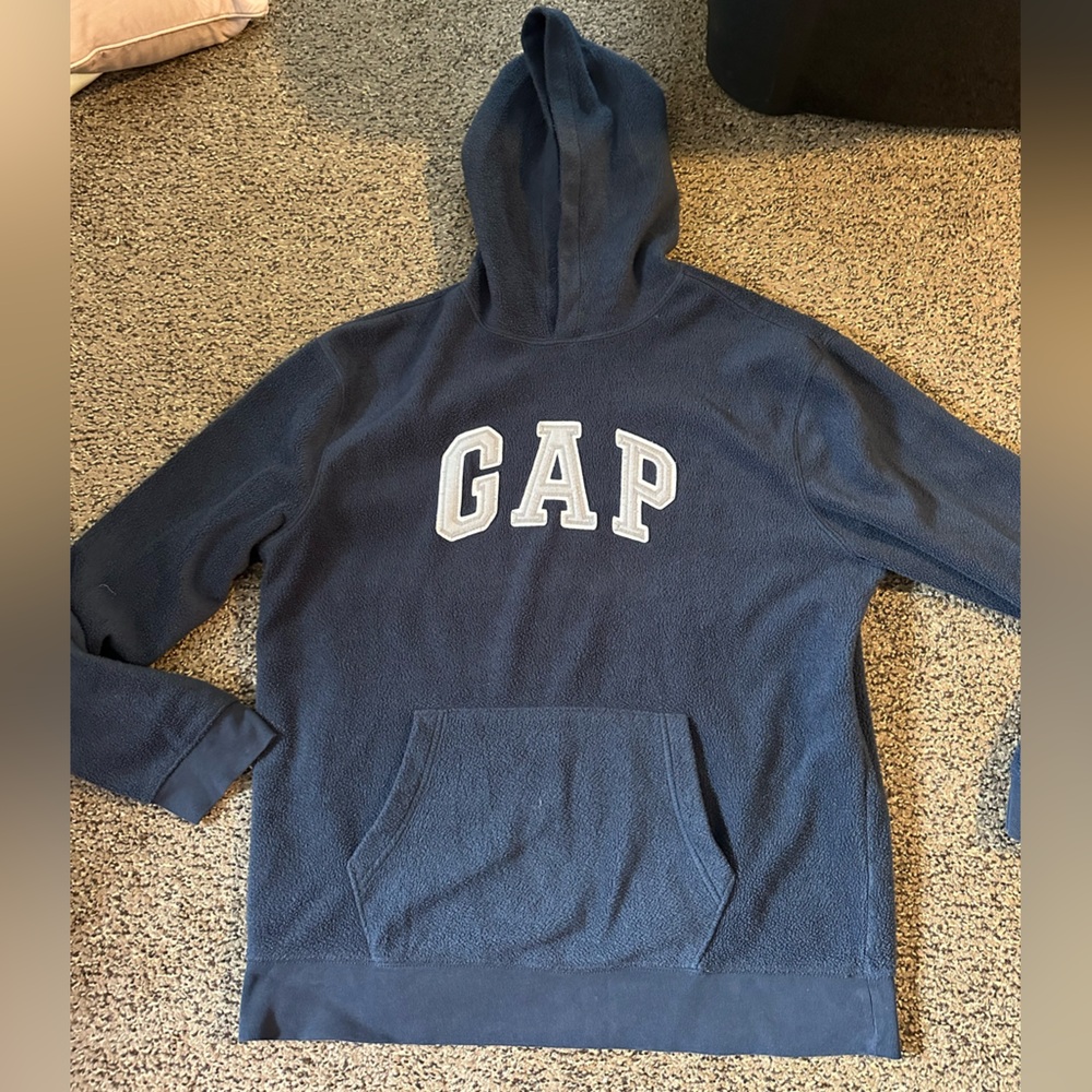 GAP Black Pullover Hoodie with Small Logo Accent